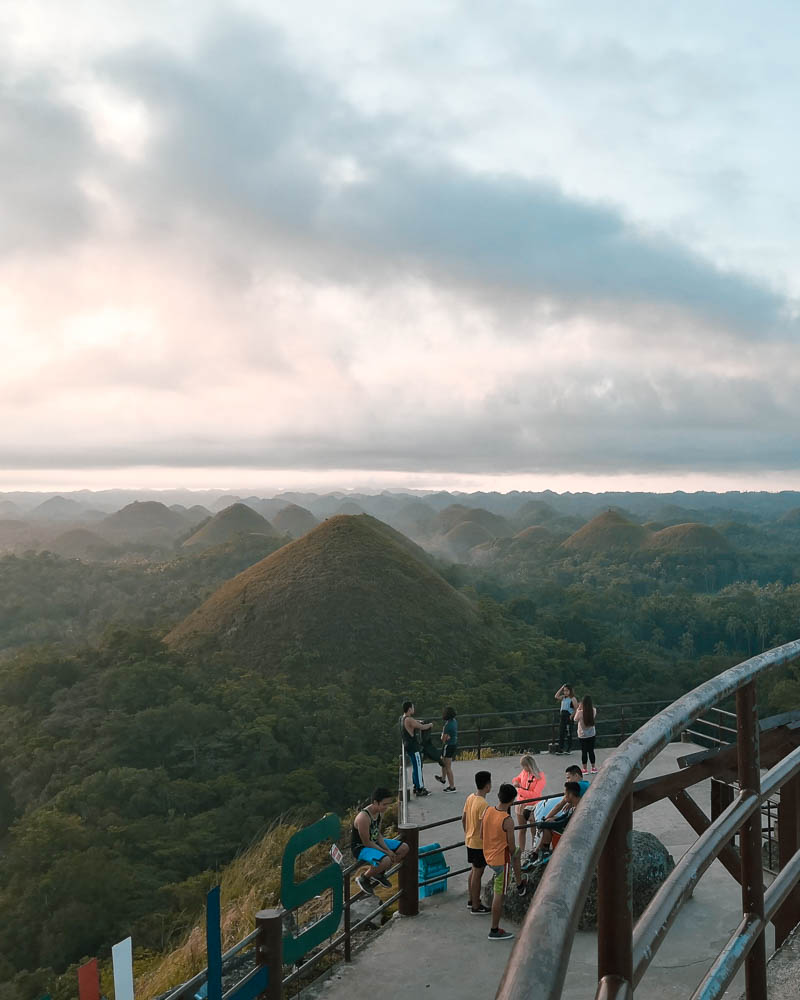It is quite stunning to see the chocolate hills, however we had a strange underwhelming experience