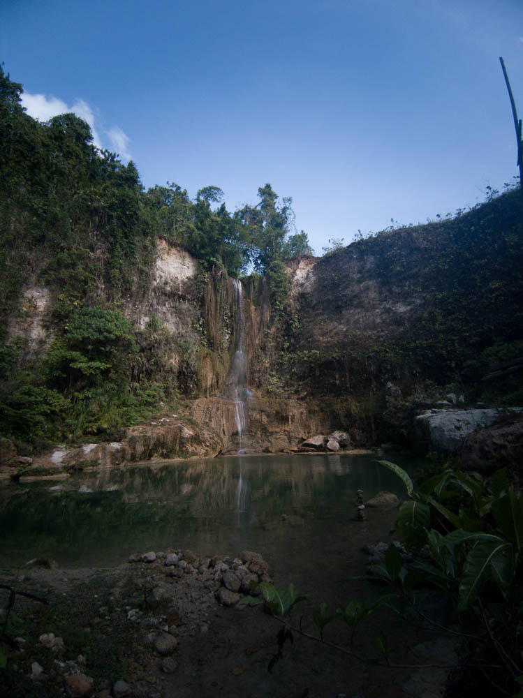 Camugao falls and pool