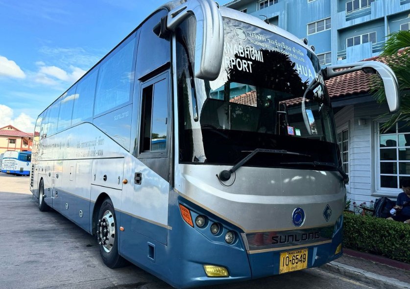 The bus from Bangkok airport to Pattaya